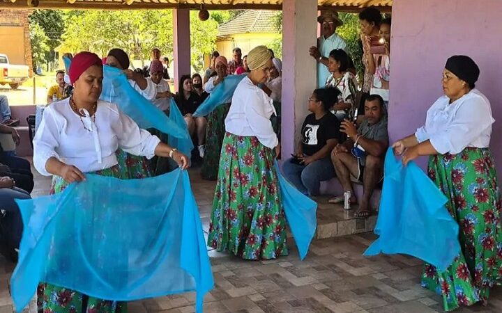 Governo Municipal realizou arte e cultura na Comunidade Quilombola do Passo dos Brum