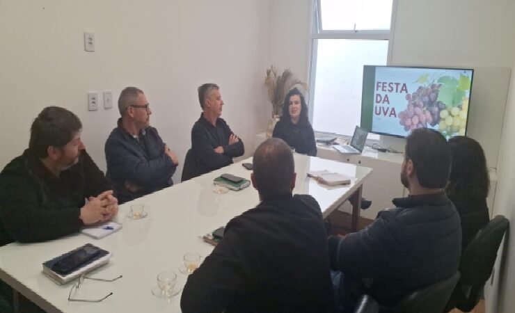 São Sepé/RS sedia encontro preparatório para a Festa da Uva Regional 2026