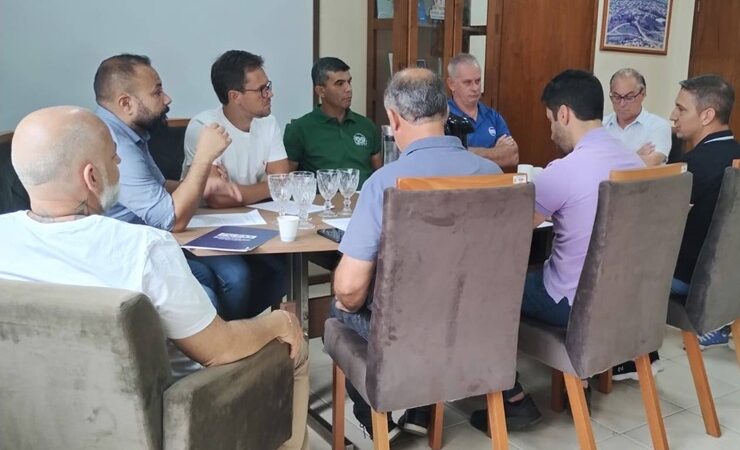 Gestão Municipal recebe empresário do ramo calçadista interessado em investir no município