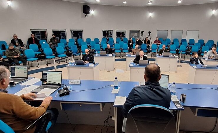 Câmara de Vereadores aprova quatro projetos e uma moção durante sessão ordinária