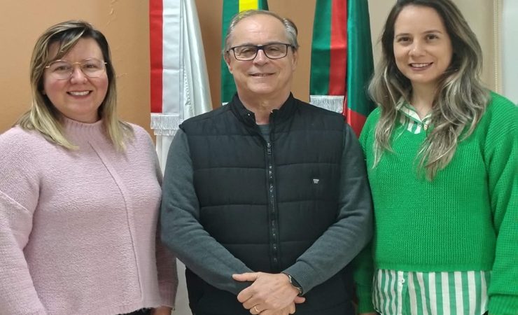 Prefeitura dá posse à nova secretária e secretária adjunta de Educação de São Sepé