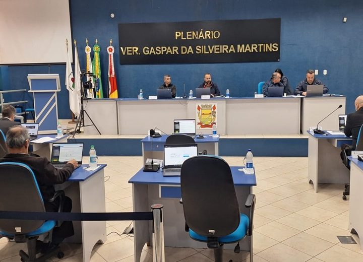 Câmara de Vereadores realiza Sessão Ordinária com apresentação e votação de projetos
