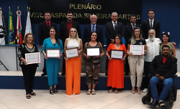 Mulheres recebem homenagens em Sessão Solene da Câmara de São Sepé