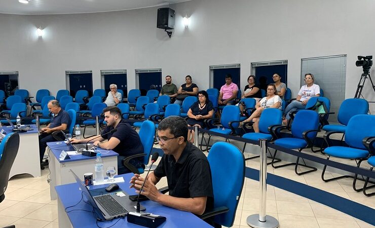 Câmara aprova reajuste salarial para agentes de saúde e endemias