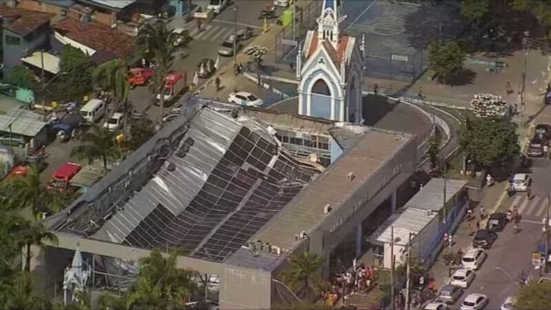 Teto de igreja no Recife/PE desaba após a instalação de energia solar: tragédia levanta questionamentos