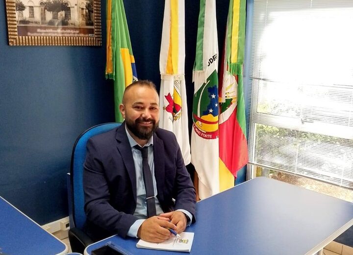 Claudiocir Ferreira é empossado presidente da Câmara de Vereadores de São Sepé