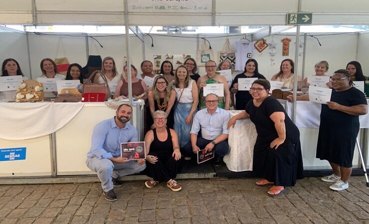 Catálogo de Artesãos do município é lançado na Festa da Uva