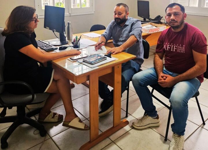 O presidente da Câmara de Vereadores de São Sepé, Claudiocir Ferreira reuniu-se com a secretária interina de Assistência Social Cristina Machado