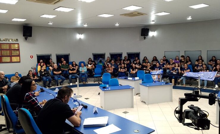 Audiência pública debate impactos jurídicos e financeiros de lei federal sobre profissionais da educação infantil em São Sepé