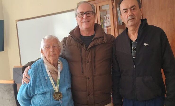 Pioneira da fotografia em São Sepé recebe medalha alusiva aos 150 anos do município