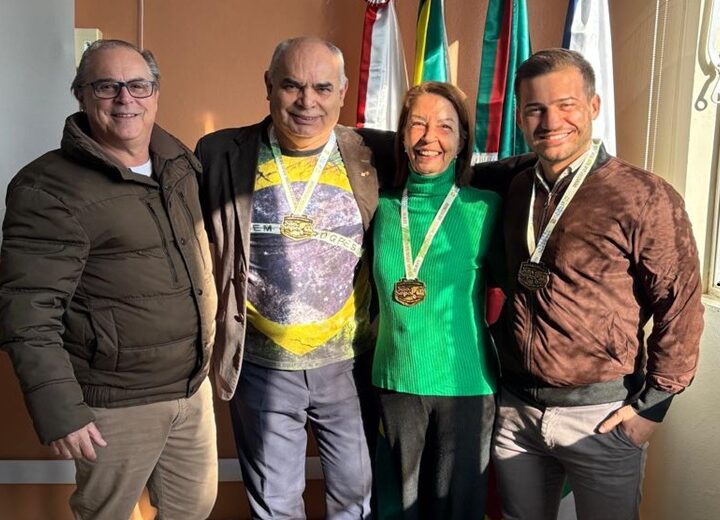 Município segue realizando entrega de medalhas alusivas aos 150 anos de São Sepé