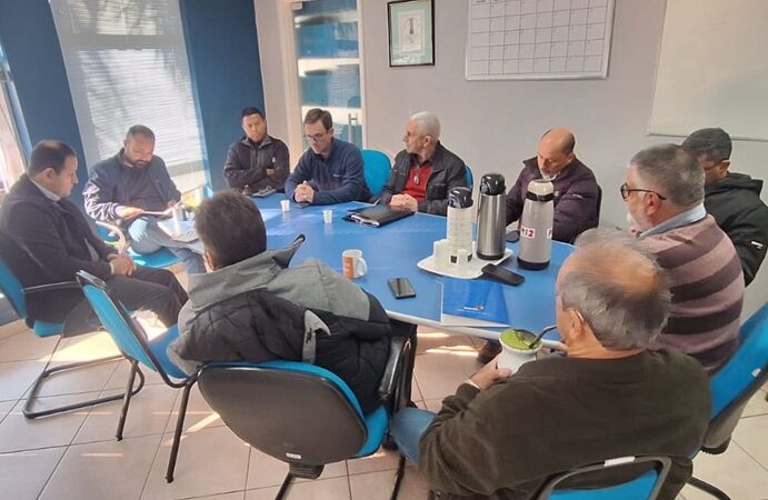 Reunião entre Executivo e vereadores debate parcelamento de débitos previdenciários em São Sepé