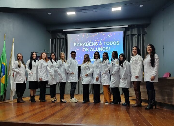 Cerimônia do Jaleco marcou início da trajetória acadêmica de estudantes da área da saúde em São Sepé