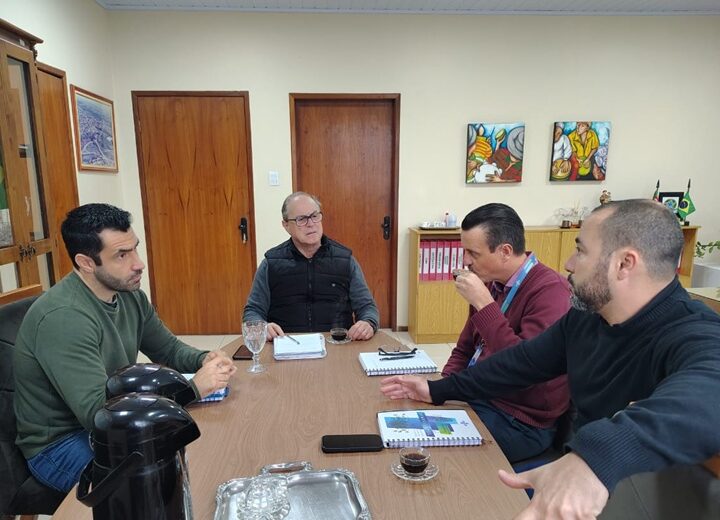 Município e Sebrae alinham ações para fortalecer o turismo e o desenvolvimento local