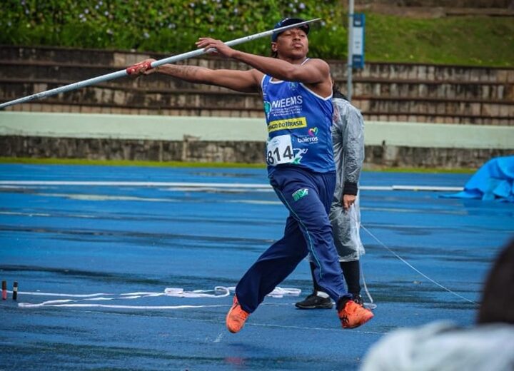 Estudante do CESS é campeão gaúcho Sub-20 no lançamento de disco